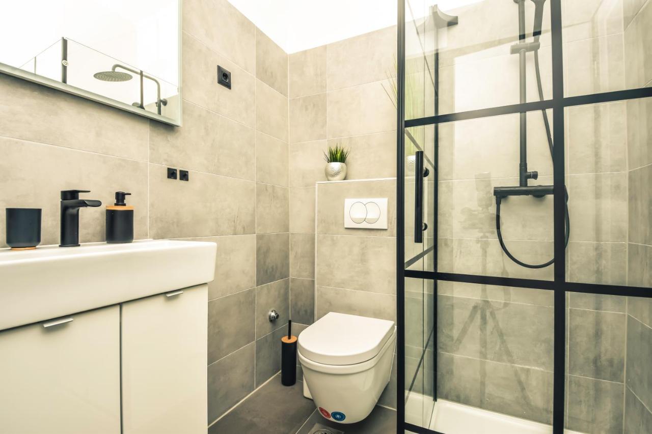 Luxury Heritage Apartment Zara Antica Bagian luar foto
